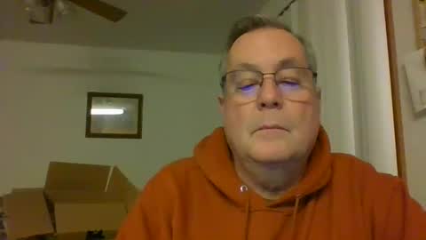 Snapshot of lawnboy62 chatting on 12.12.24 lawnboy62 online show from 12.12.24