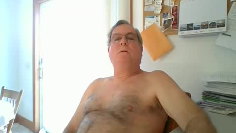 Snapshot of lawnboy62 chatting on 02.07.25 lawnboy62 online show from 02.07.25