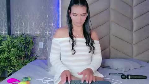 laya online show from 02.25.26