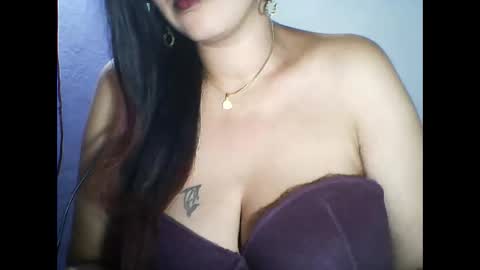 layanah12 online show from 04.14.26