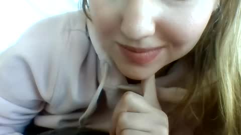 Snapshot of layannalea chatting on 01.29.25 layannalea online show from 01.29.25