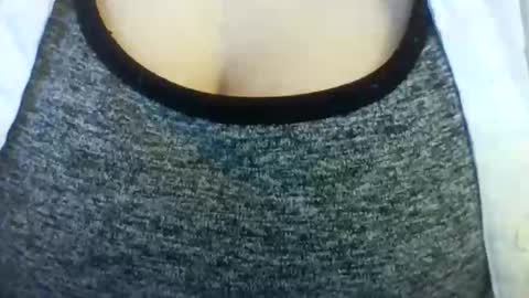 layannalea online show from 11.21.25