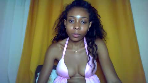 layannek online show from 11.28.25