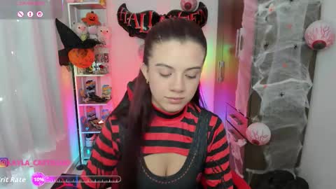 Layla online show from 10.21.25