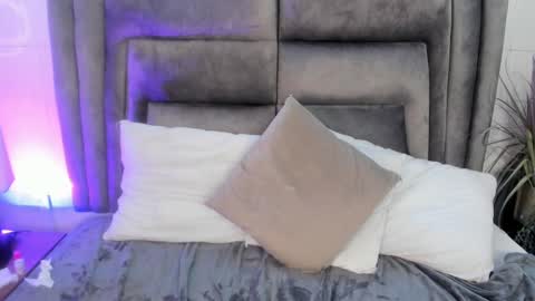 layla_clarke online show from 03.07.25