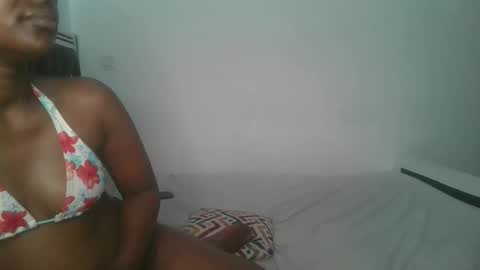 Snapshot of layla_cutiee chatting on 01.14.26 layla_cutiee online show from 01.14.26