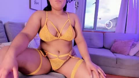 layla_es online show from 06.03.26
