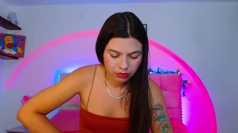 Snapshot of layla_roma chatting on 10.11.25 Lia and Rachel online show from 10.11.25