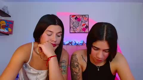 Snapshot of layla_roma chatting on 10.18.25 Lia and Rachel online show from 10.18.25