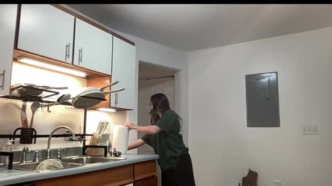 laylahlaylah1 online show from 11.26.25