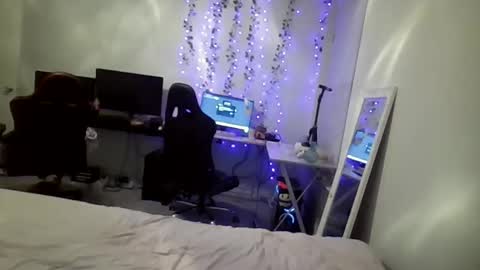 Snapshot of laylakutiex chatting on 02.05.26 Layla online show from 02.05.26