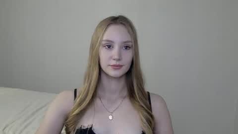 LaylaPretty001 online show from 12.09.24