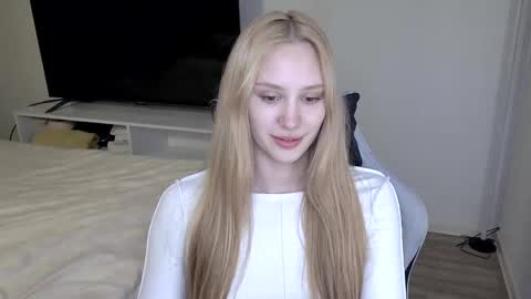 LaylaPretty001 online show from 03.01.26