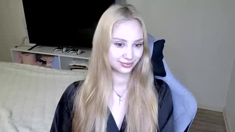 Snapshot of laylapretty001 chatting on 06.06.26 LaylaPretty001 online show from 06.06.26