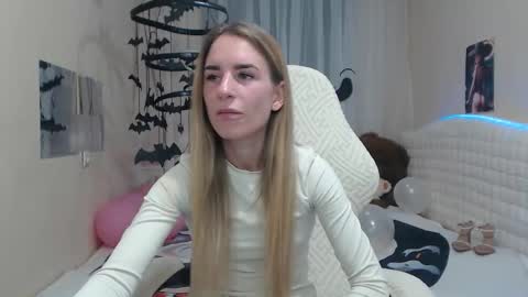 laymablast online show from 10.17.25