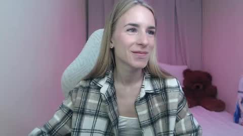 Snapshot of laymablast chatting on 05.04.26 laymablast online show from 05.04.26