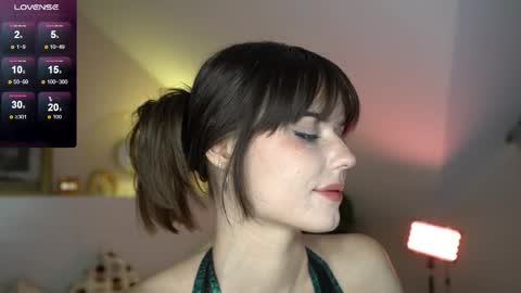 Pansy online show from 11.25.25