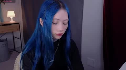 Snapshot of le_chan chatting on 10.16.25 felixe online show from 10.16.25