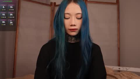 Snapshot of le_chan chatting on 11.06.25 felixe online show from 11.06.25