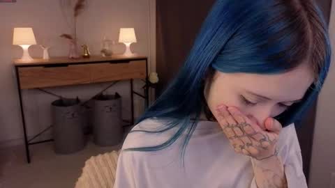 Snapshot of le_chan chatting on 11.07.25 felixe online show from 11.07.25