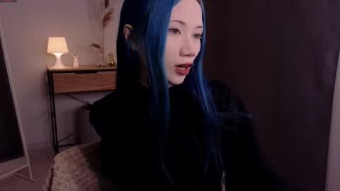 Snapshot of le_chan chatting on 11.10.25 felixe online show from 11.10.25