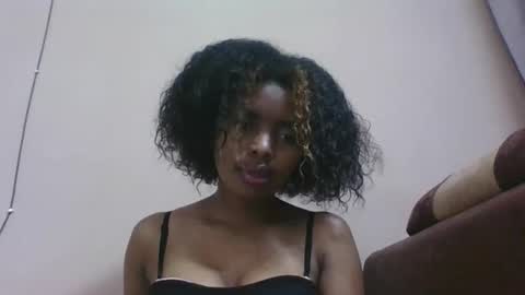 lea96546 online show from 11.14.25