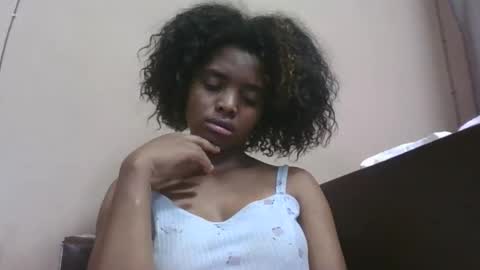 lea96546 online show from 03.25.26