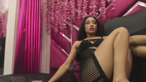 lea sewwtly online show from 09.13.25