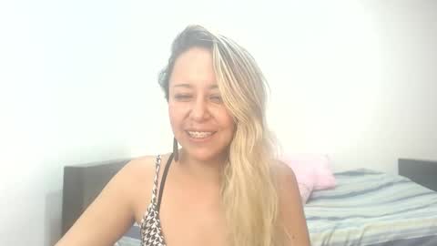 leah_susman online show from 10.24.25