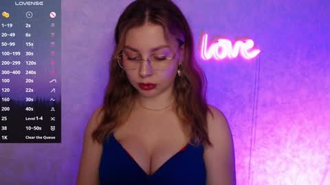 Snapshot of leahbarton chatting on 01.07.25 Leah Barton online show from 01.07.25