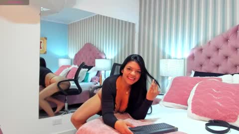 Snapshot of leahfontana chatting on 01.29.25 Leah Fontana online show from 01.29.25