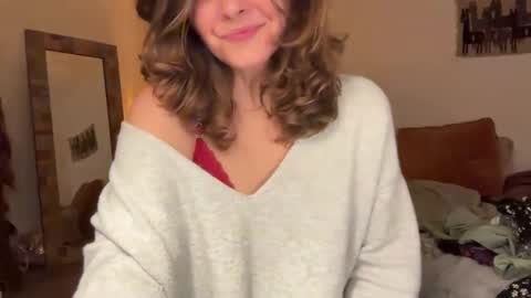 Leah Sparkles online show from 11.19.25