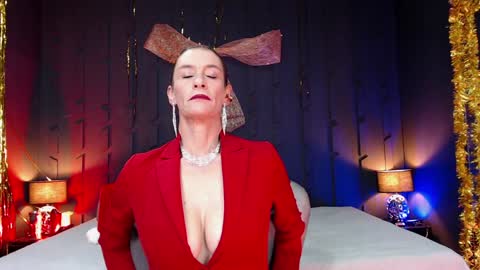 Leana online show from 12.24.24