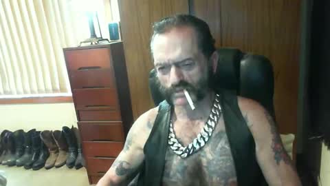 leathergreaser online show from 12.08.24