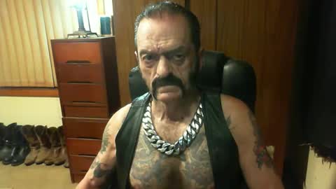 leathergreaser online show from 01.03.25