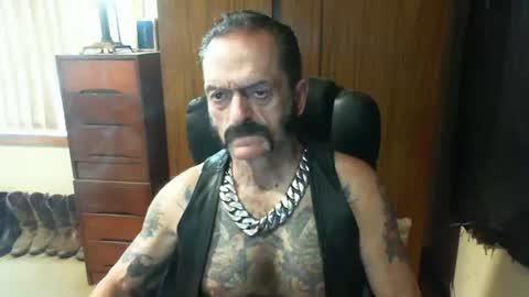 leathergreaser online show from 01.10.25