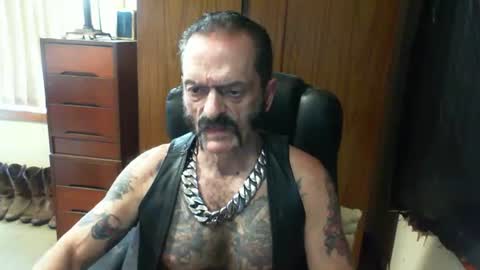 leathergreaser online show from 01.11.25