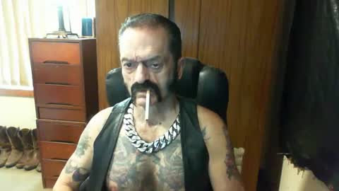 leathergreaser online show from 01.13.25