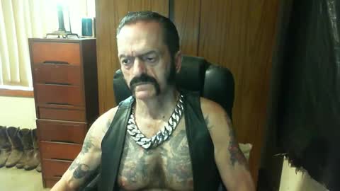 leathergreaser online show from 01.16.25