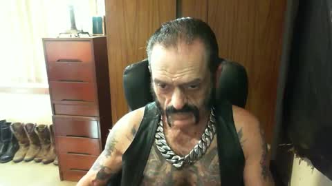 leathergreaser online show from 01.24.25