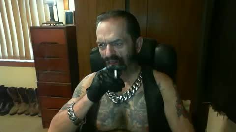 leathergreaser online show from 01.26.25