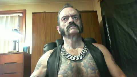 leathergreaser online show from 01.27.25