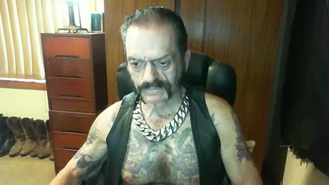 leathergreaser online show from 01.31.25