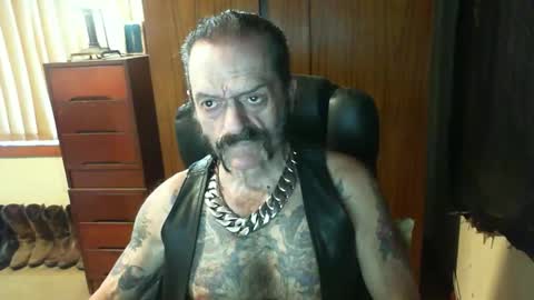 leathergreaser online show from 02.02.25