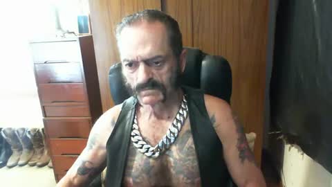 leathergreaser online show from 02.02.25