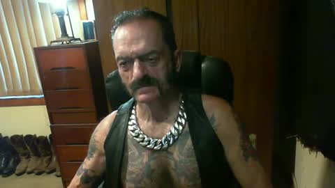leathergreaser online show from 02.12.25