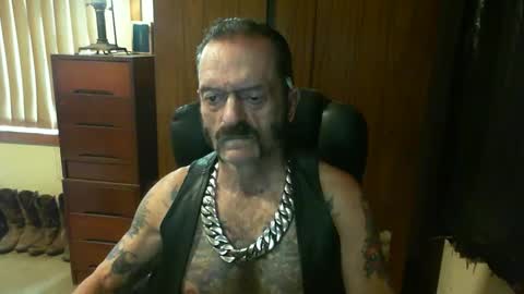 leathergreaser online show from 02.18.25