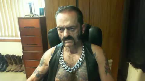 leathergreaser online show from 02.21.25