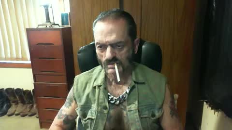leathergreaser online show from 02.23.25