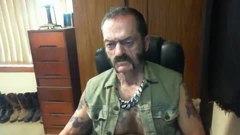 leathergreaser online show from 03.06.25